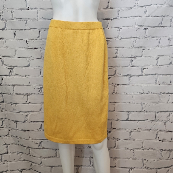 St. John Yellow Santana Knit Skirt - Picture 2 of 8